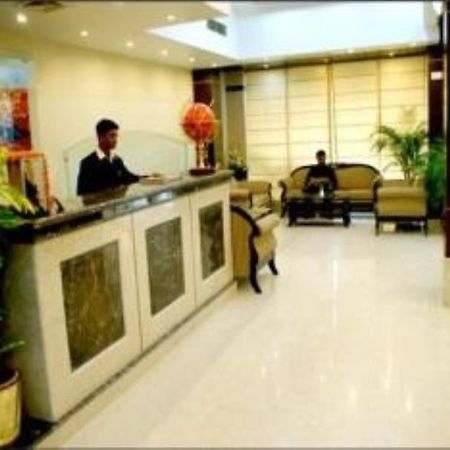 Hotel New Temples Town Benares Buitenkant foto