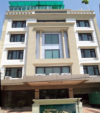 Hotel New Temples Town Benares Buitenkant foto