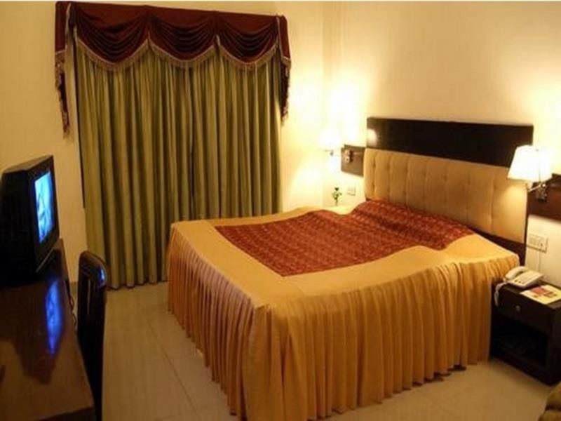 Hotel New Temples Town Benares Buitenkant foto