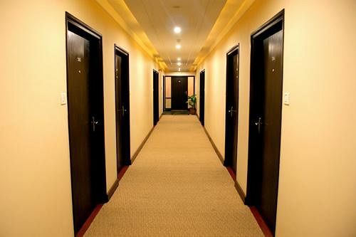 Hotel New Temples Town Benares Buitenkant foto