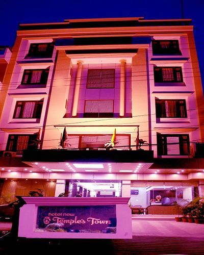 Hotel New Temples Town Benares Buitenkant foto